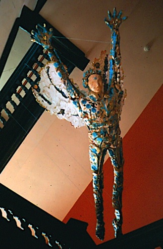 1986: Flying Angel
length 2m